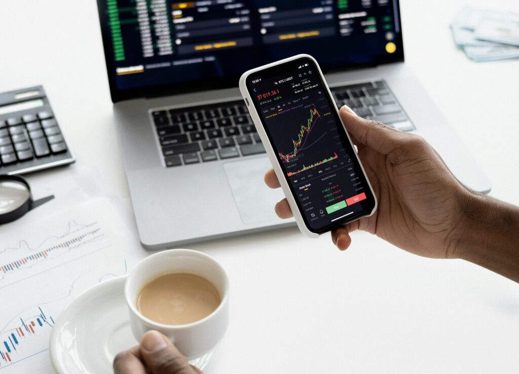 Investing in Apple Inc. (AAPL) Rules and Strategies